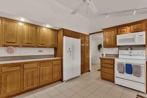 3137 E Malapai Dr, Phoenix, AZ 85028 photo 13