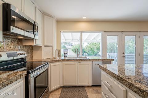 3428 E Laurel Ln, Phoenix, AZ 85028 photo 19