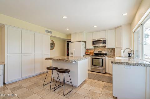 3428 E Laurel Ln, Phoenix, AZ 85028 photo 16