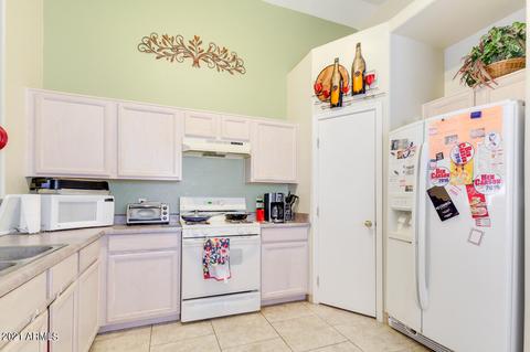 2461 W Hawks Eye Ave, Apache Junction, AZ 85120 photo 9