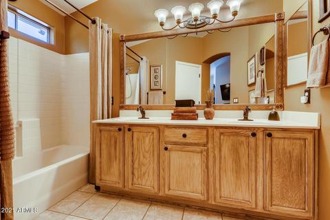 3915 E Renee Dr, Phoenix, AZ 85050 photo 9