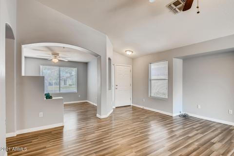3943 E Tremaine Ave, Gilbert, AZ 85234 photo 5