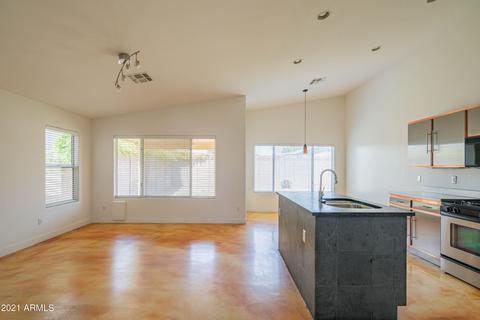 3134 E Oraibi Dr, Phoenix, AZ 85050 photo 4