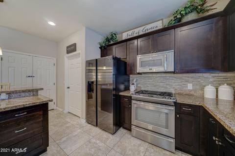 8227 S 4th Ln, Phoenix, AZ 85041 photo 3