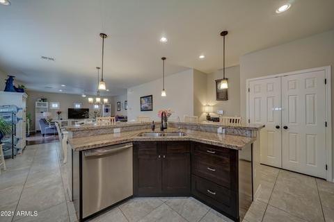 8227 S 4th Ln, Phoenix, AZ 85041 photo 4