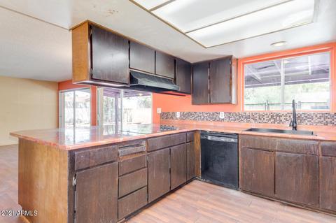 2210 E Cactus Wren Dr, Phoenix, AZ 85020 photo 24