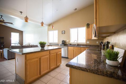 1824 E Pinto Dr, Gilbert, AZ 85296 photo 8