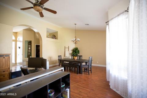 1824 E Pinto Dr, Gilbert, AZ 85296 photo 5