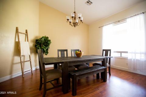 1824 E Pinto Dr, Gilbert, AZ 85296 photo 4