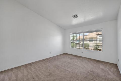 815 E Audrey Ln, Phoenix, AZ 85022 photo 6