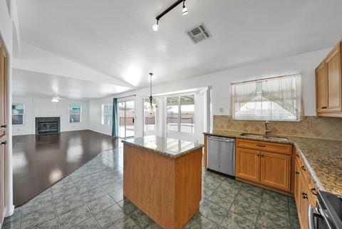 815 E Audrey Ln, Phoenix, AZ 85022 photo 13