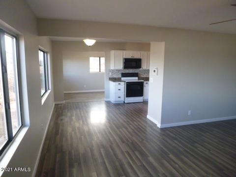 453 E Mark St, Benson, AZ 85602 photo 10