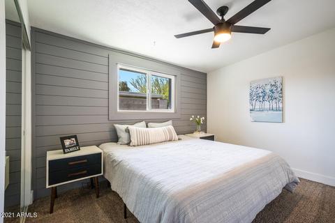 3637 E Paradise Dr, Phoenix, AZ 85028 photo 3