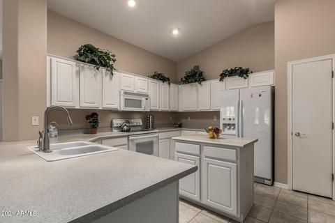 4488 E Walnut Rd, Gilbert, AZ 85298 photo 13