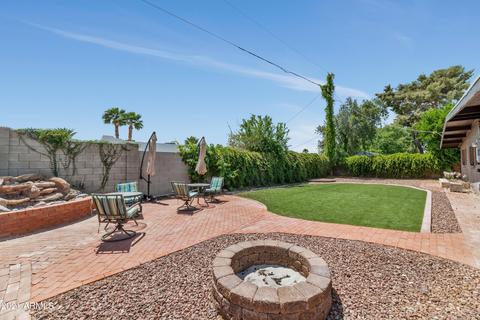 3643 E Laurel Ln, Phoenix, AZ 85028 photo 5