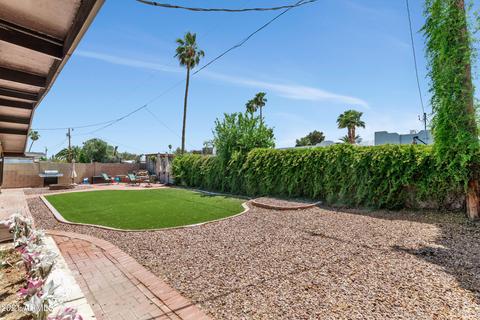 3643 E Laurel Ln, Phoenix, AZ 85028 photo 24