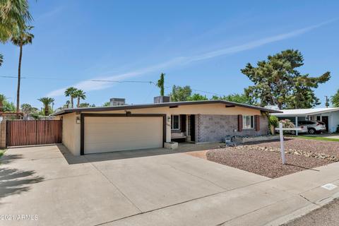 3643 E Laurel Ln, Phoenix, AZ 85028 photo 2