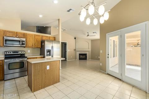 1434 E South Fork Dr, Phoenix, AZ 85048 photo 2