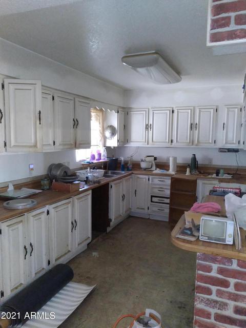 351 S Mountain Rd, Apache Junction, AZ 85120 photo 7