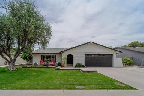 1231 E Gemini Dr, Tempe, AZ 85283 photo 1