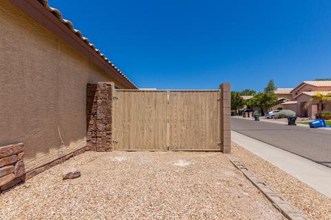 2124 E Patrick Ln, Phoenix, AZ 85024 photo 3