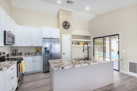2124 E Patrick Ln, Phoenix, AZ 85024 photo 14