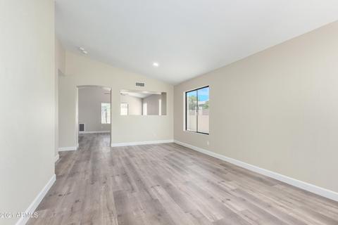 2124 E Patrick Ln, Phoenix, AZ 85024 photo 8