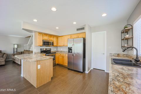 2439 E Oxford Ct, Gilbert, AZ 85295 photo 12