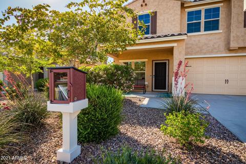 2678 E Gillcrest Rd, Gilbert, AZ 85298 photo 3