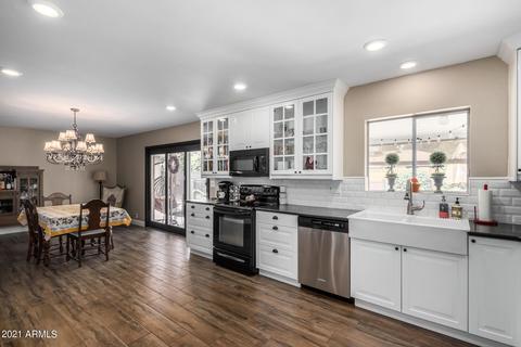 8810 N 17th Dr, Phoenix, AZ 85021 photo 9