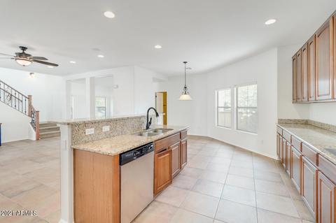 1074 S Hawk Ln, Gilbert, AZ 85296 photo 13