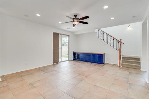 1074 S Hawk Ln, Gilbert, AZ 85296 photo 7