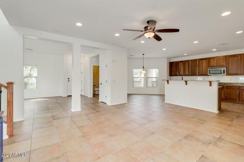 1074 S Hawk Ln, Gilbert, AZ 85296 photo 9