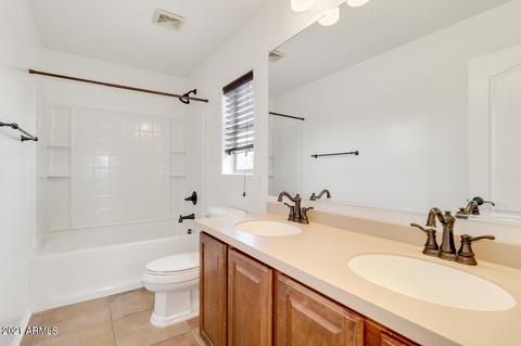 1074 S Hawk Ln, Gilbert, AZ 85296 photo 25