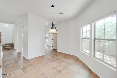 1074 S Hawk Ln, Gilbert, AZ 85296 photo 14