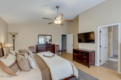 2269 E Robin Ln, Gilbert, AZ 85296 photo 17