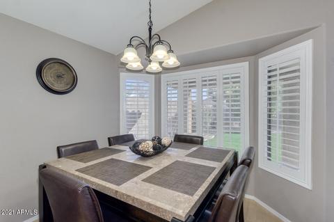 2269 E Robin Ln, Gilbert, AZ 85296 photo 11