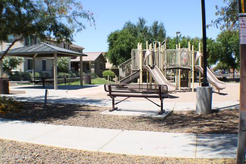 2425 N 73rd Dr, Phoenix, AZ 85035 photo 29
