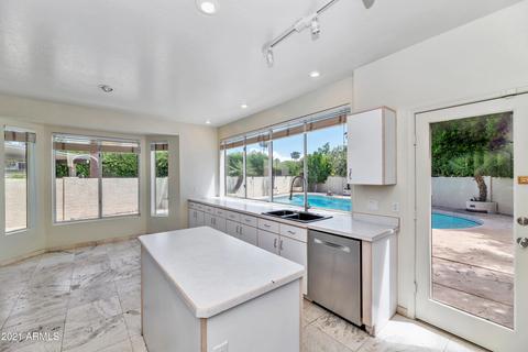 5050 E Paseo Way, Phoenix, AZ 85044 photo 10