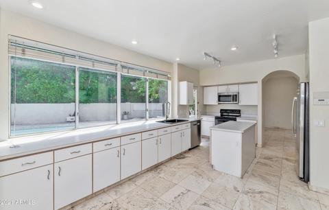 5050 E Paseo Way, Phoenix, AZ 85044 photo 9