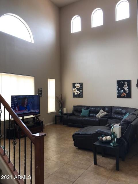 881 E Frances Ln, Gilbert, AZ 85295 photo 9