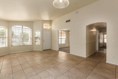 2112 E Willow Wick Rd, Gilbert, AZ 85296 photo 3