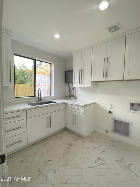 2442 E Osborn Rd, Phoenix, AZ 85016 photo 33