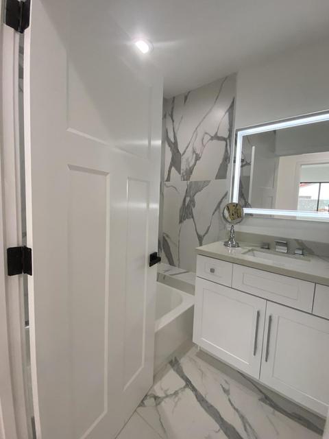 2442 E Osborn Rd, Phoenix, AZ 85016 photo 31