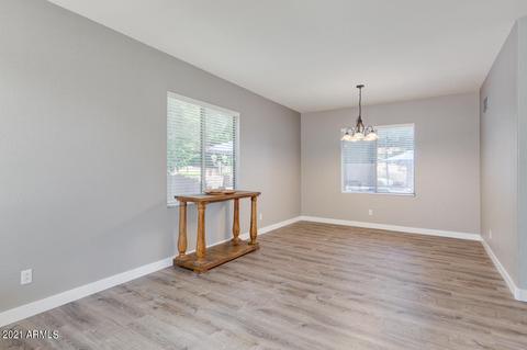 1065 E Sherri Dr, Gilbert, AZ 85296 photo 6
