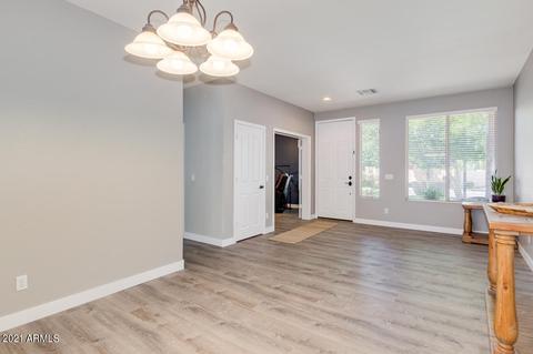 1065 E Sherri Dr, Gilbert, AZ 85296 photo 7