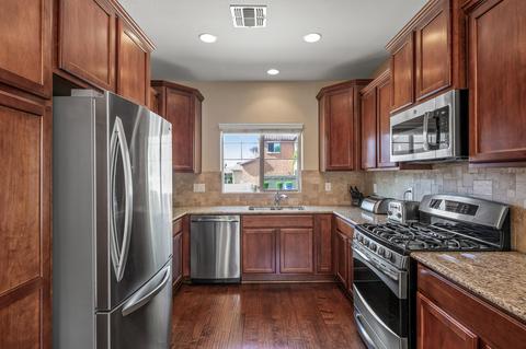 3970 E Cat Balue Dr, Phoenix, AZ 85050 photo 5