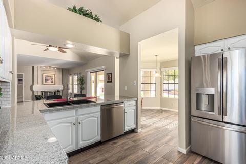 3502 E Saltsage Dr, Phoenix, AZ 85048 photo 8