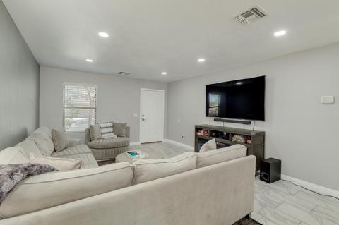 8946 E Plana Ave, Mesa, AZ 85212 photo 6