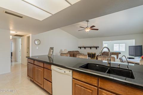 11842 S Eagleman Dr, Phoenix, AZ 85044 photo 4